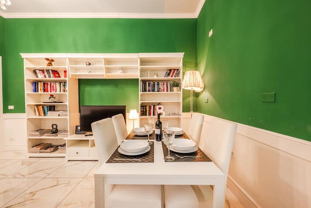 Centrale'S Nest - Elegant Apt Close To Central Station Milan Bagian luar foto