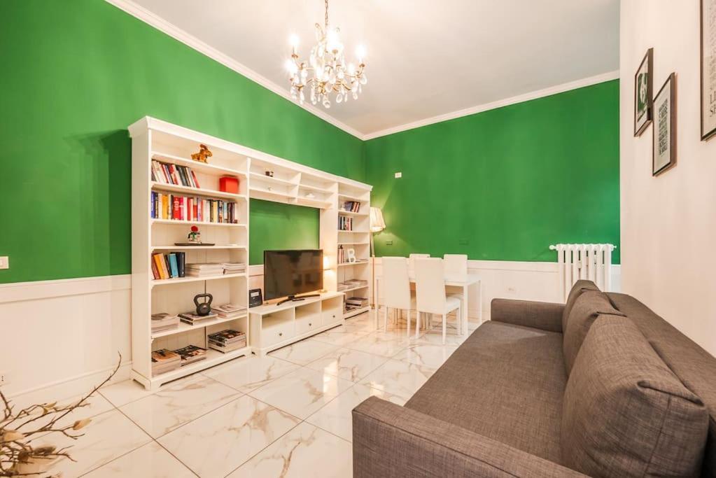 Centrale'S Nest - Elegant Apt Close To Central Station Milan Bagian luar foto