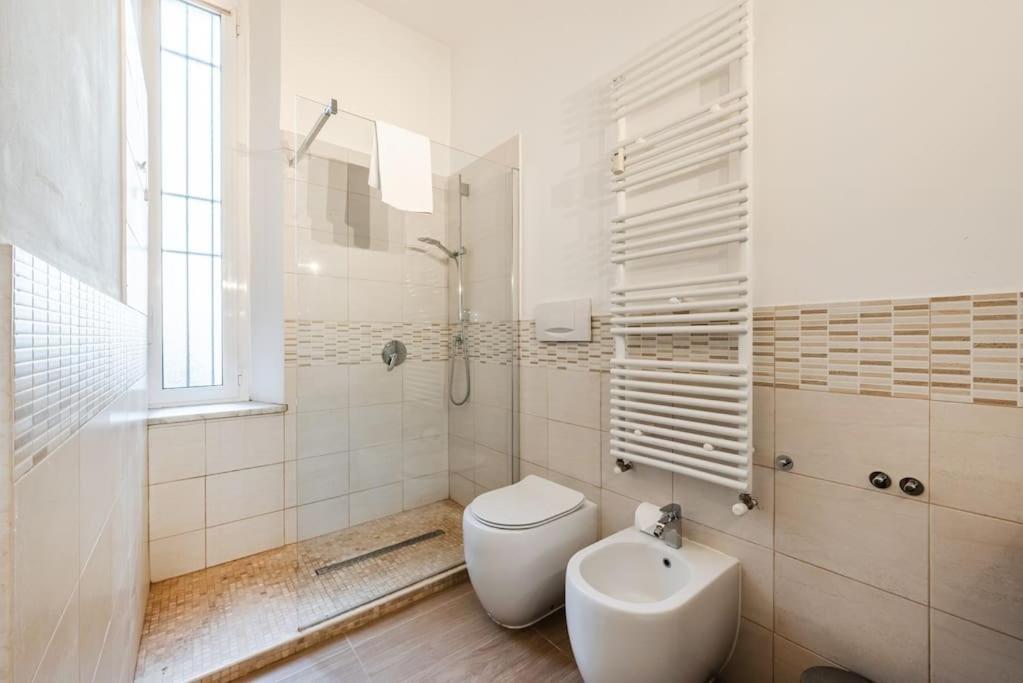 Centrale'S Nest - Elegant Apt Close To Central Station Milan Bagian luar foto