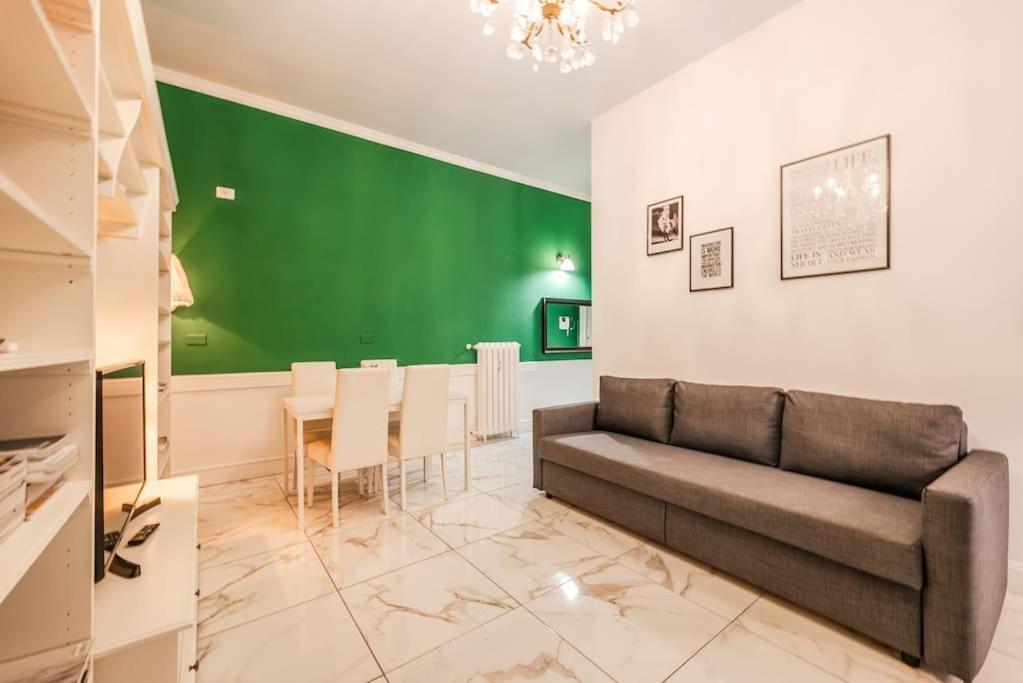 Centrale'S Nest - Elegant Apt Close To Central Station Milan Bagian luar foto